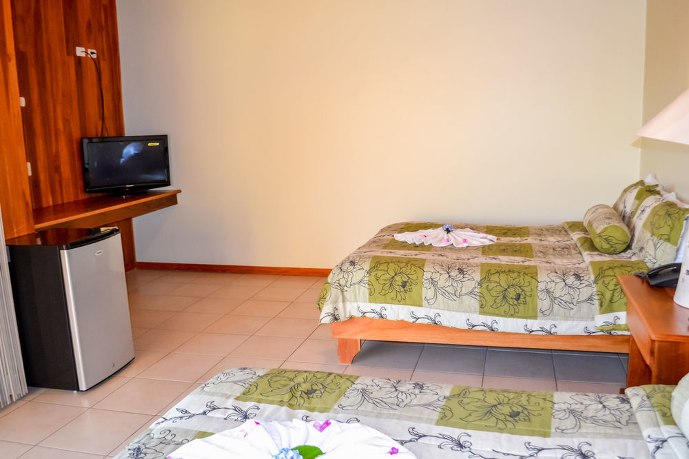 Ficus Lodge Monteverde Екстериор снимка